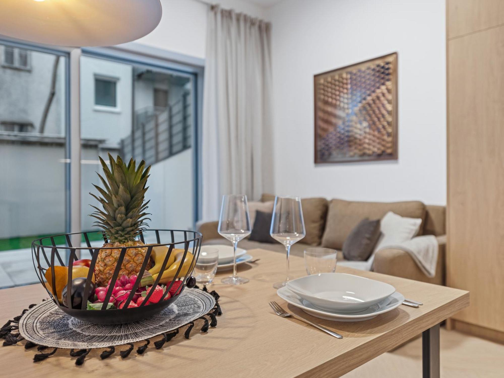 וינה Gt7 Apartments District 9 - Managed By Sky9 Apartments מראה חיצוני תמונה