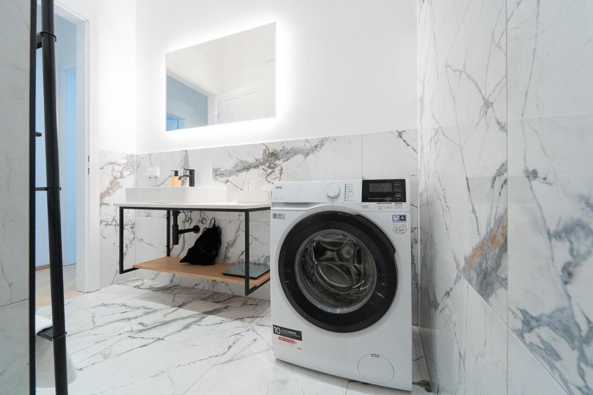 וינה Gt7 Apartments District 9 - Managed By Sky9 Apartments מראה חיצוני תמונה